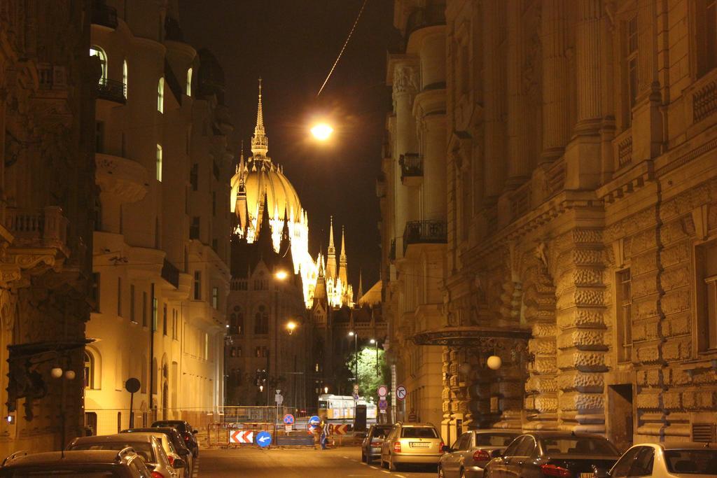 Parliment Luxury Apartment Budapest Eksteriør bilde