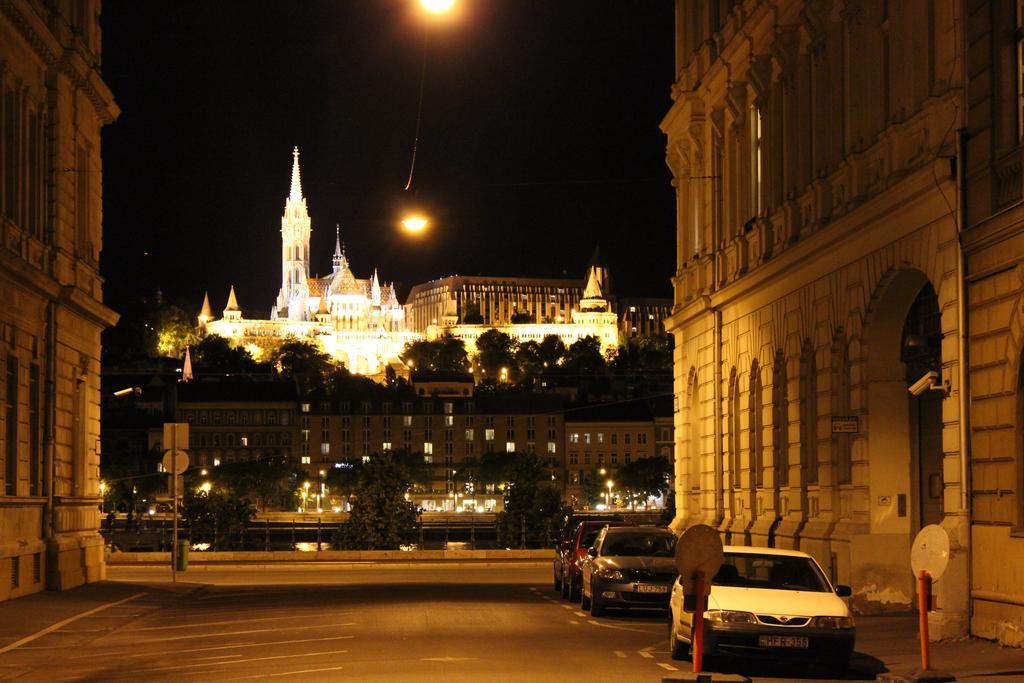 Parliment Luxury Apartment Budapest Eksteriør bilde